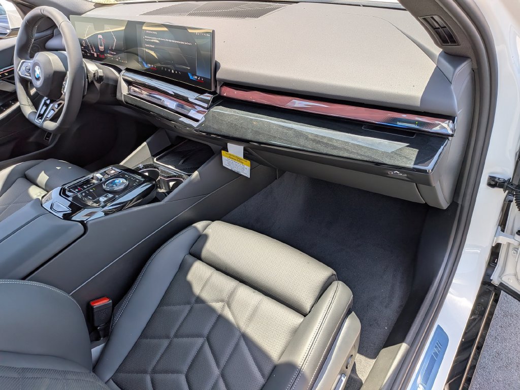 New 2027 BMW 530i w/ M Sport Package RWD image 10