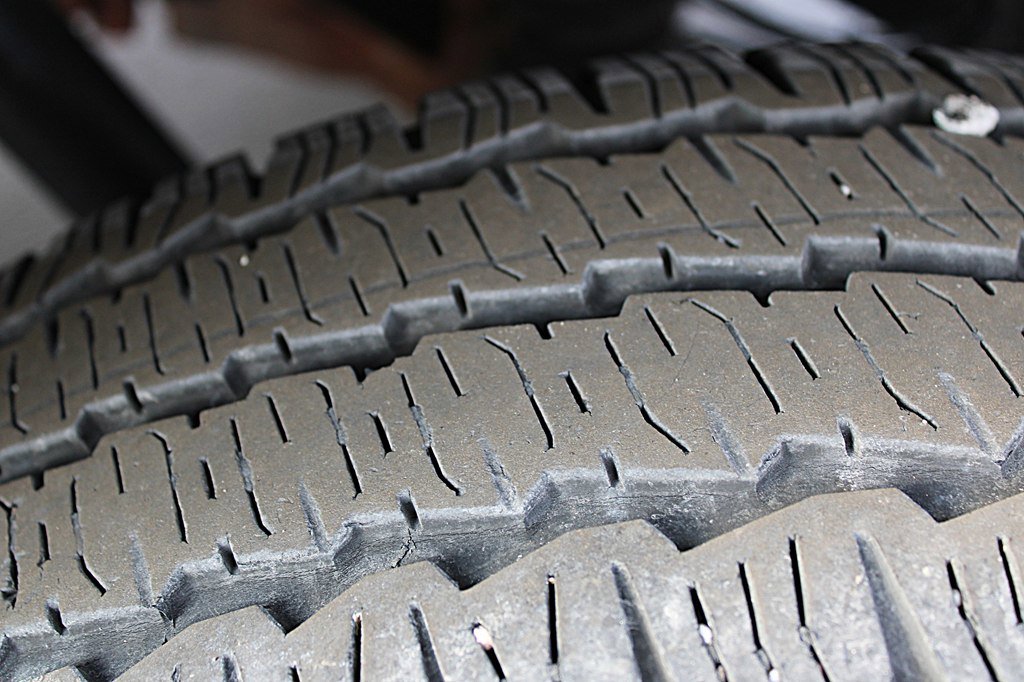 Used 2023 Ford Transit 250 Low Roof w/ Exterior Upgrade Package image 30