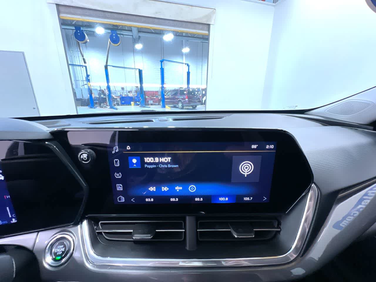 Used 2024 Chevrolet Trax ACTIV w/ Driver Confidence Package FWD image 25