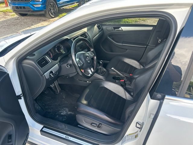 Used 2013 Volkswagen Jetta GLI Autobahn FWD image 5