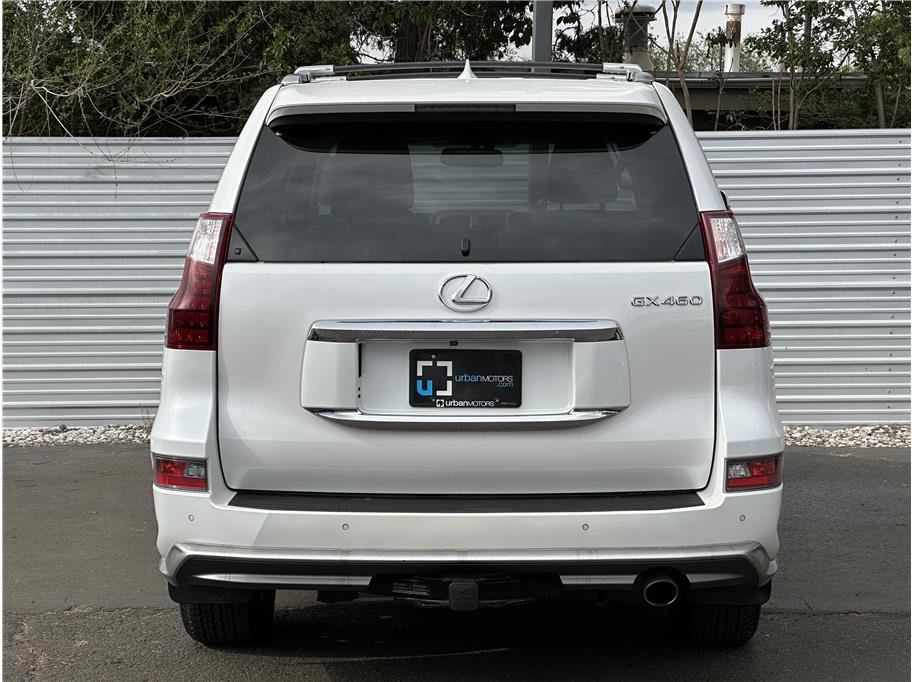 Used 2017 Lexus GX 460 AWD/4WD image 11