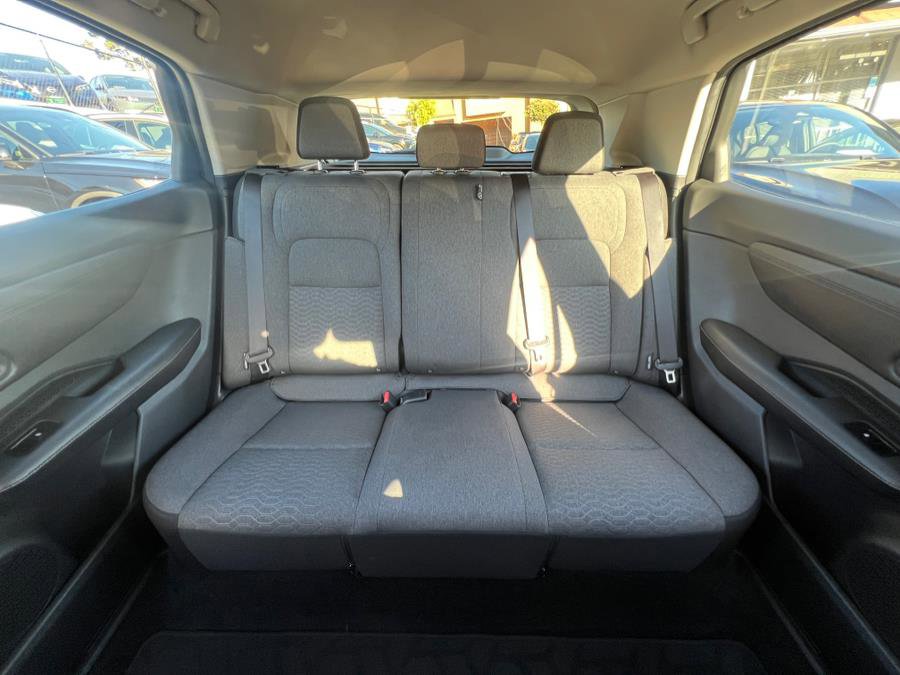Used 2024 Nissan Ariya FWD image 37