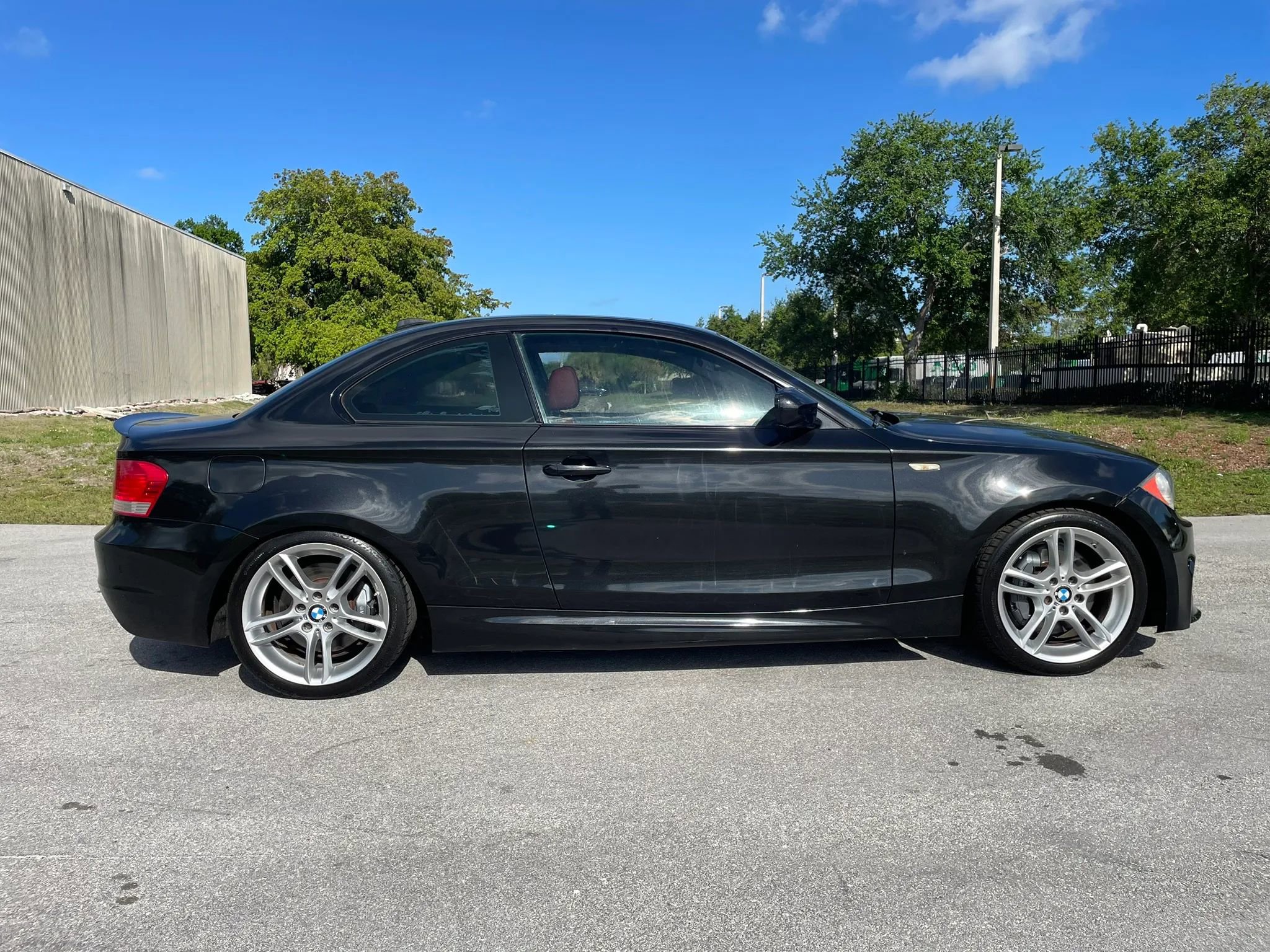 Used 2010 BMW 135i Coupe RWD image 8