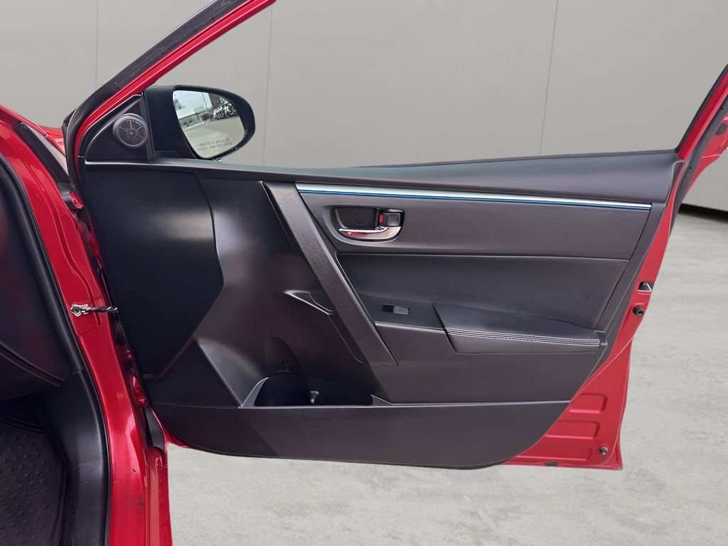 Used 2016 Toyota Corolla S image 25