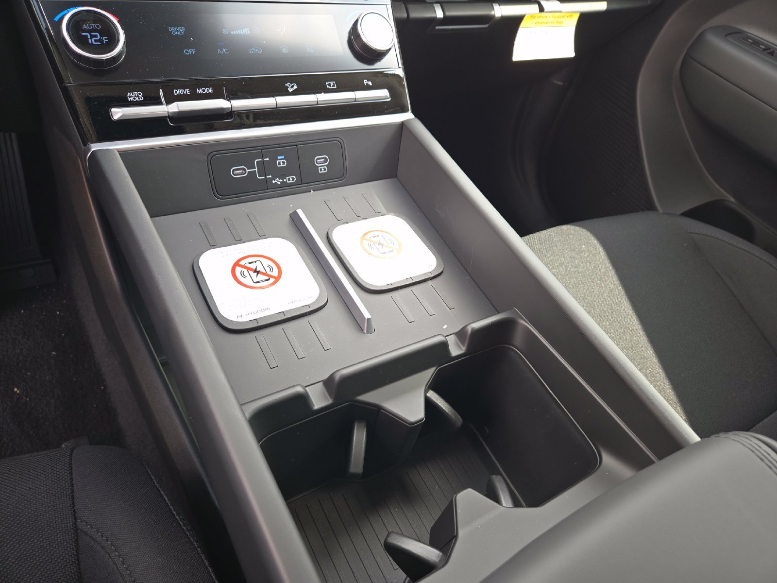Certified 2026 Hyundai Santa Fe SE FWD image 15