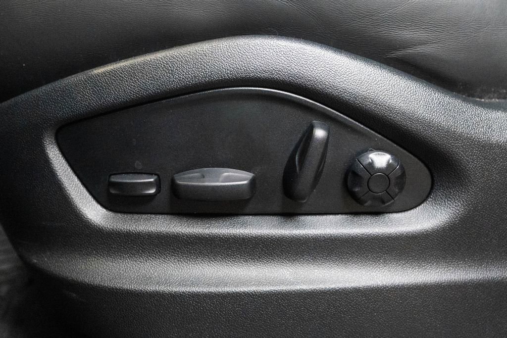 New 2025 Porsche Cayenne Coupe image 21