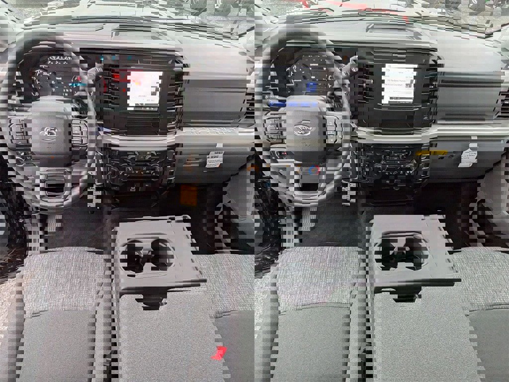 New 2025 Ford F350 XLT image 16