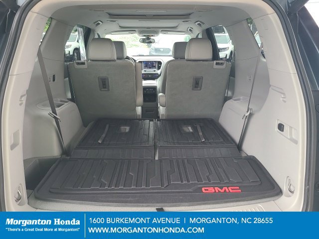 Used 2020 GMC Acadia SLT w/ LPO, Floor Liner Package FWD image 25