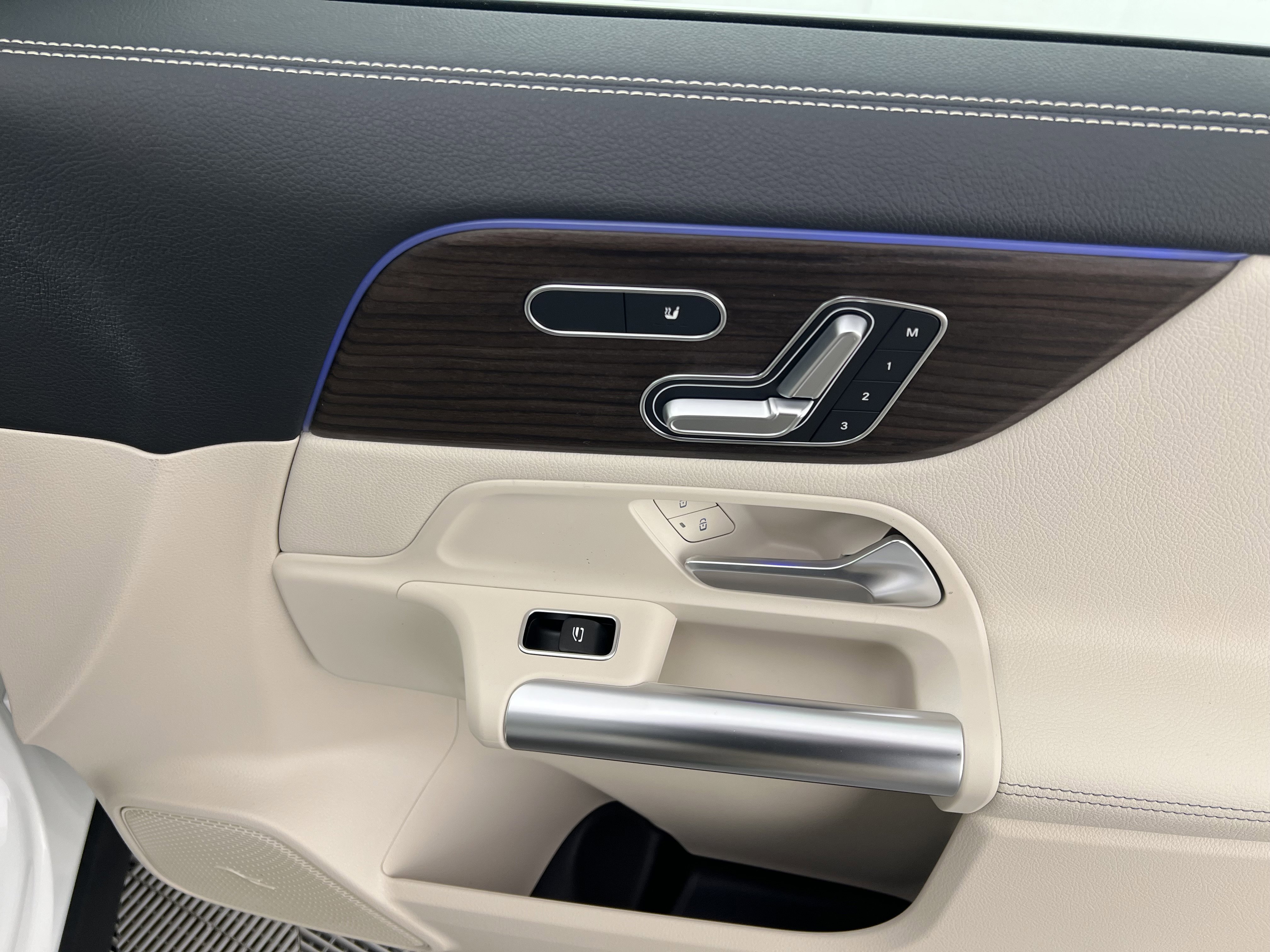 New 2026 Mercedes-Benz GLA 250 4MATIC image 25