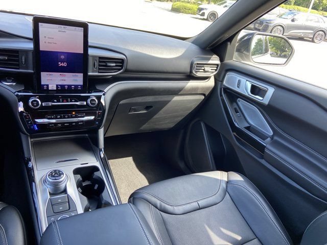 Used 2022 Ford Explorer ST w/ Equipment Group 401A AWD/4WD image 16