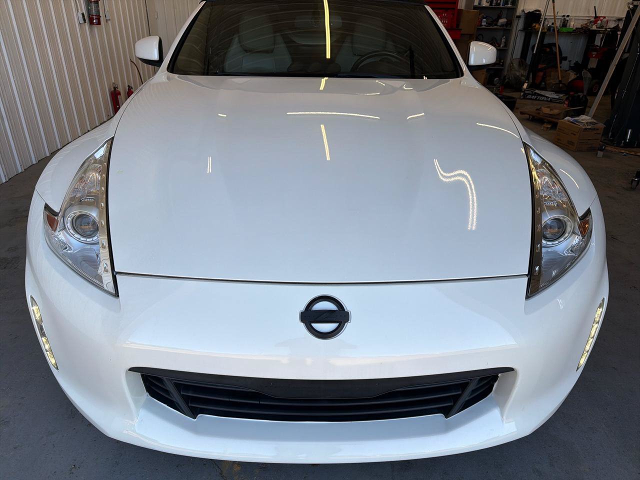 Used 2014 Nissan 370Z Touring RWD image 7