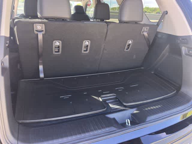 Certified 2025 Honda Pilot Touring image 20