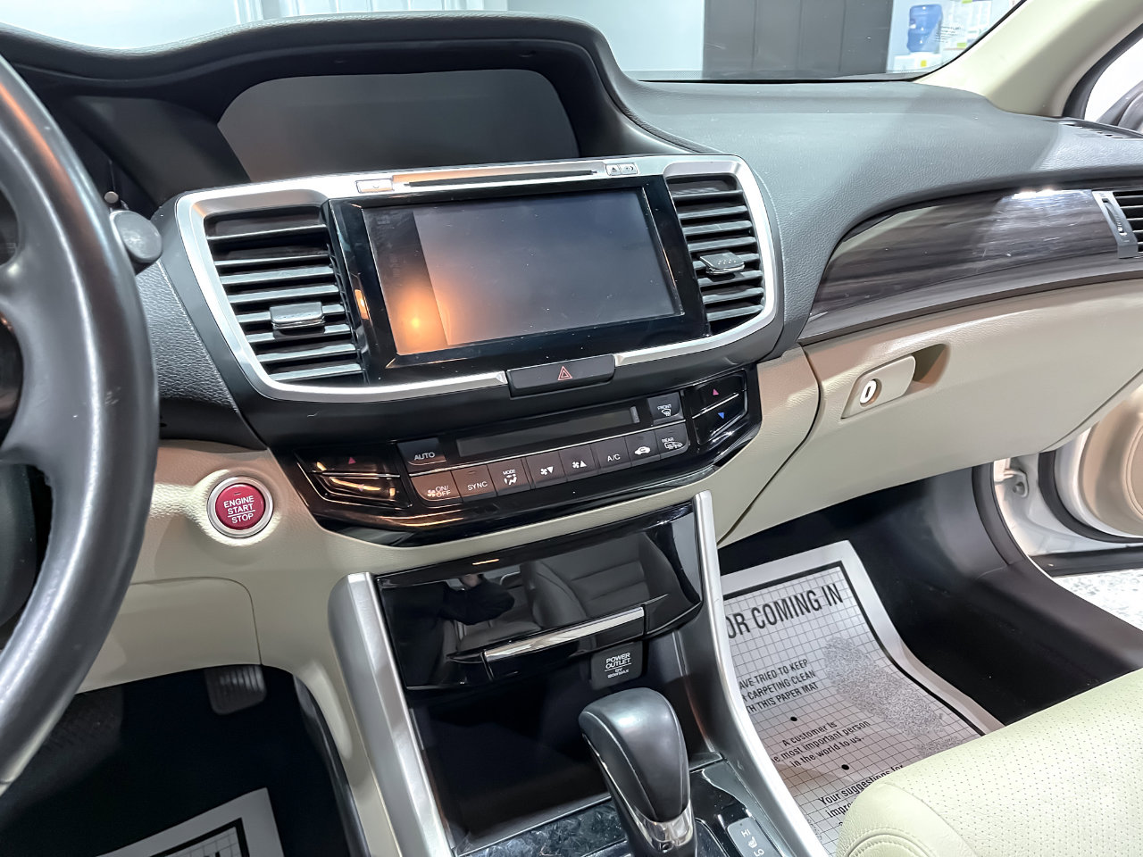 Used 2016 Honda Accord EX-L image 25