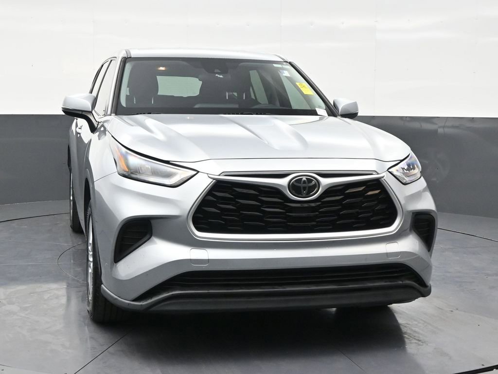 Used 2020 Toyota Highlander L image 7