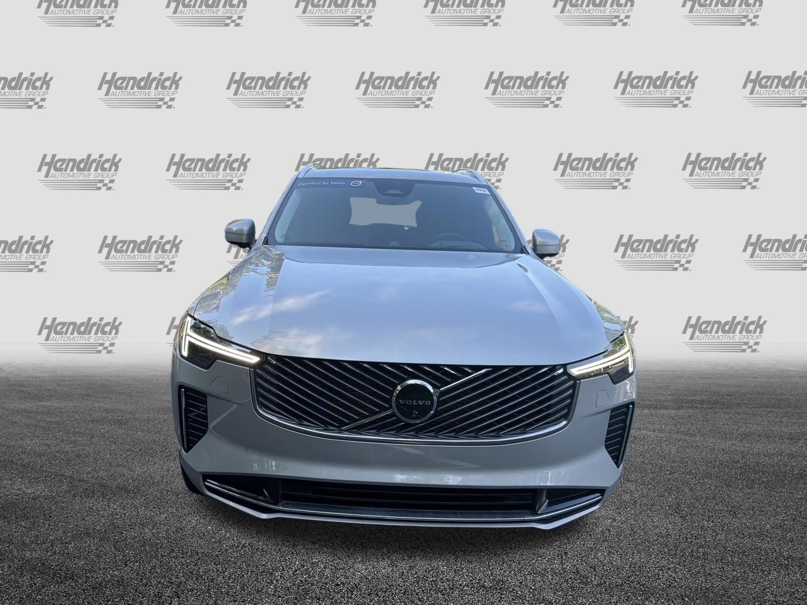 Used 2025 Volvo XC90 B6 Ultra w/ Protection Package Premier AWD/4WD image 3
