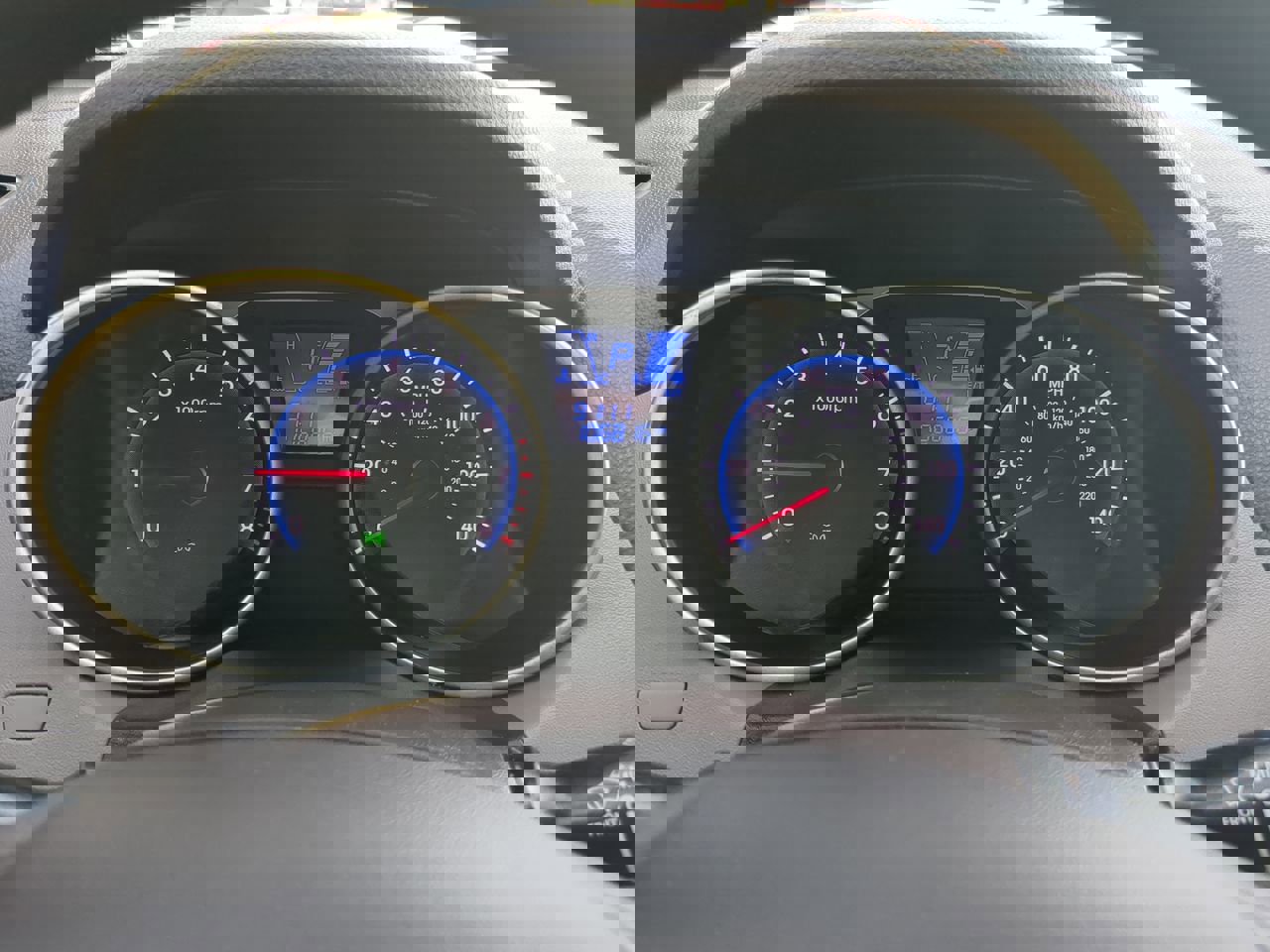 Used 2015 Hyundai Tucson GLS image 21