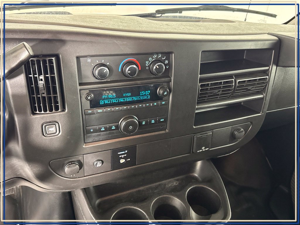 Used 2020 GMC Savana 2500 w/ Driver Convenience Package RWD image 17