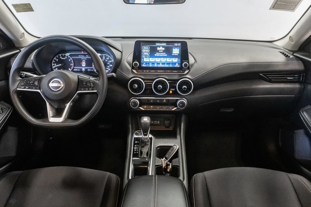 Used 2025 Nissan Sentra SV FWD image 23
