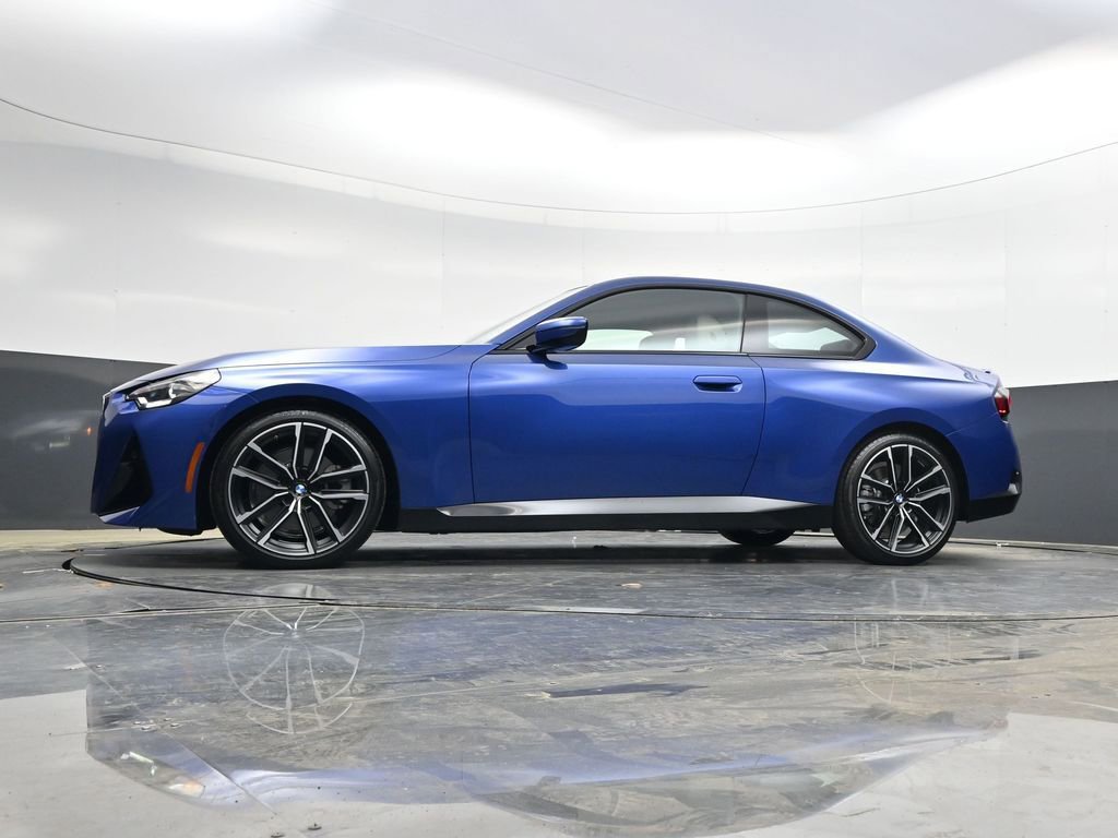 Used 2024 BMW 230i Coupe w/ M Sport Package image 31