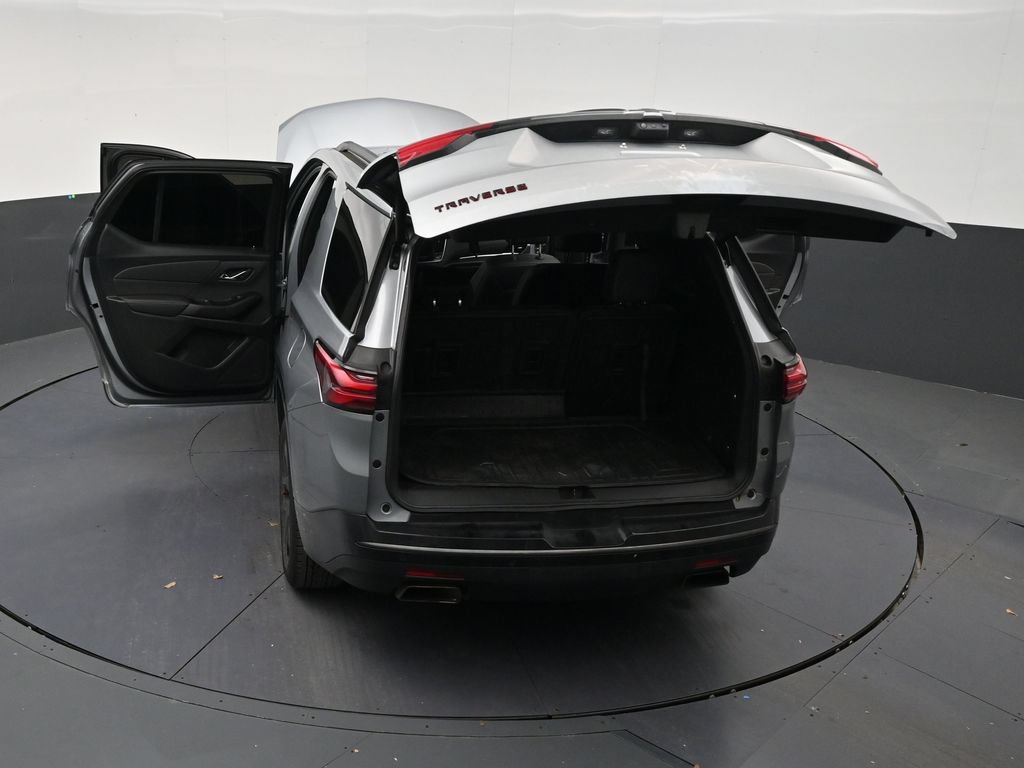 Used 2023 Chevrolet Traverse Premier w/ Redline Edition FWD image 31
