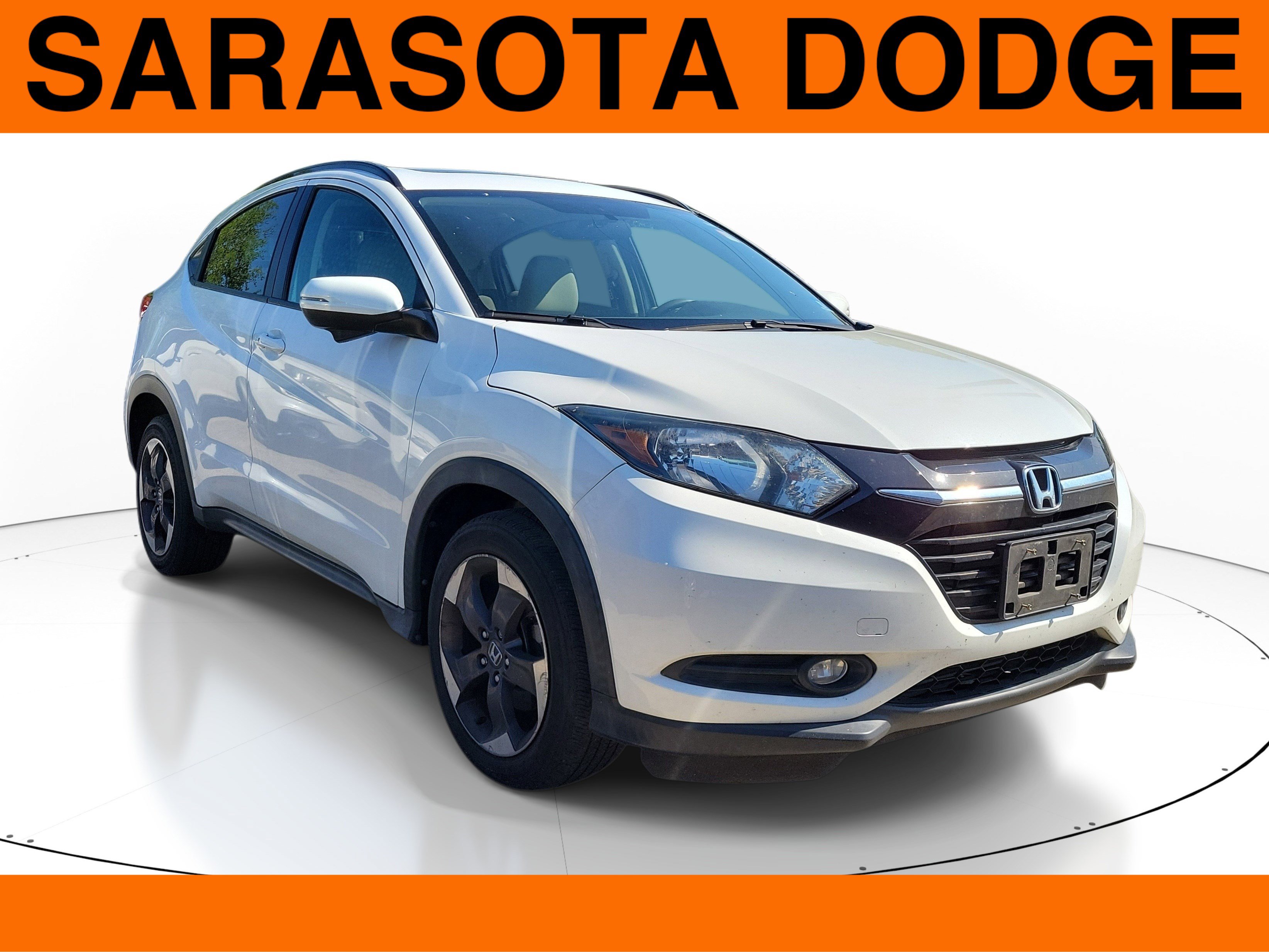 Used 2018 Honda HR-V EX image 1