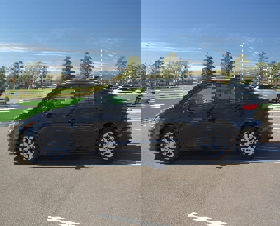 Used 2024 Toyota Corolla LE image 11