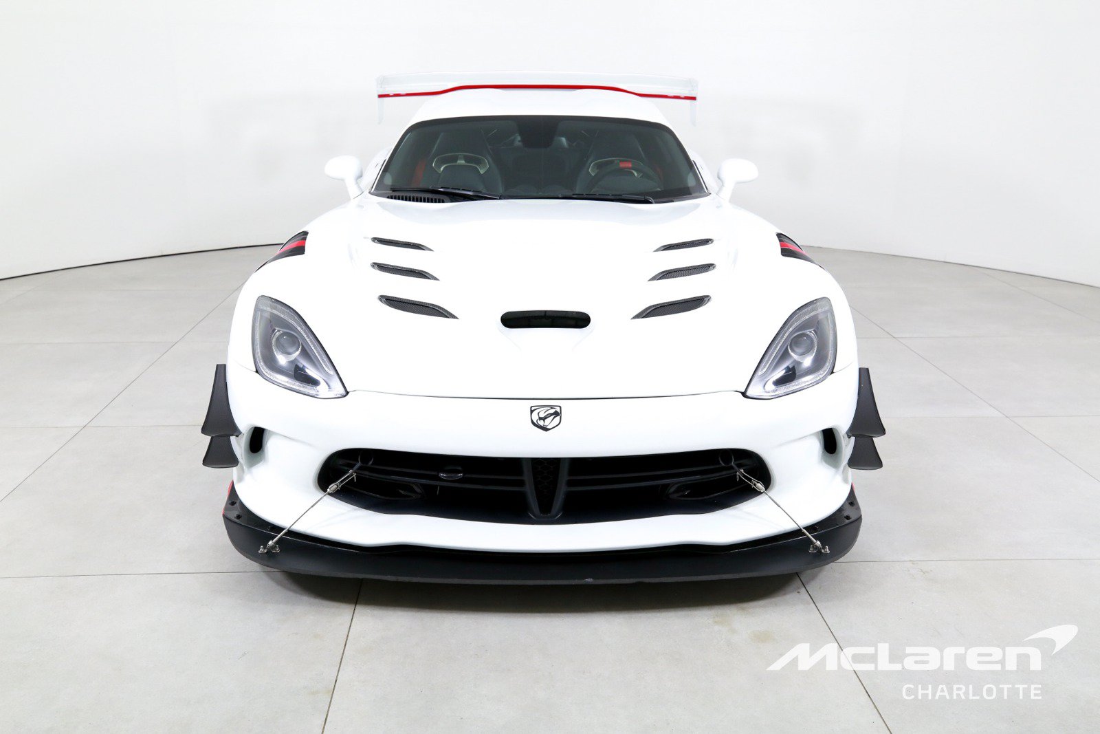Used 2017 Dodge Viper ACR w/ Extreme Aero Package RWD image 4