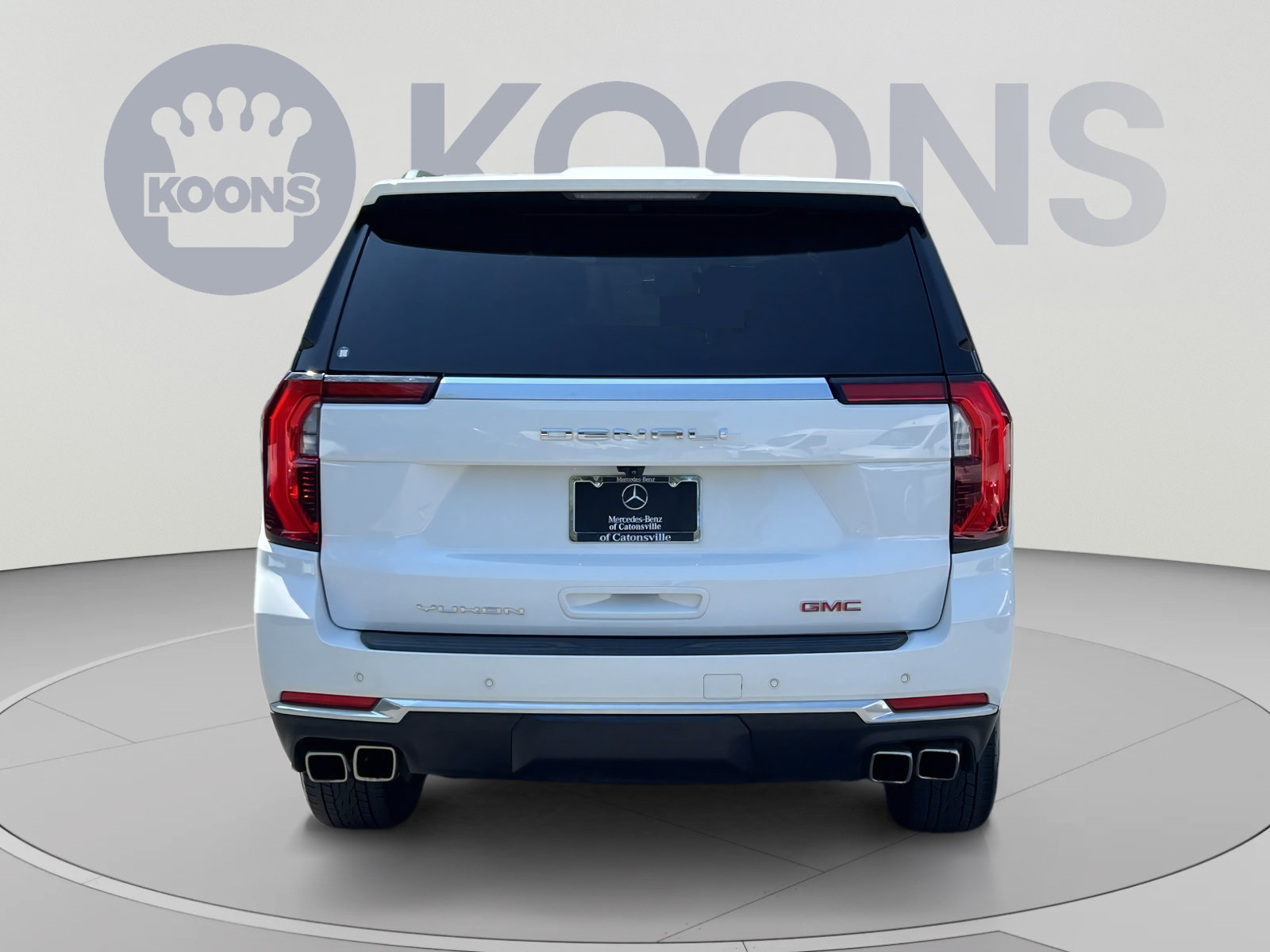 Used 2025 GMC Yukon XL Denali AWD/4WD image 10