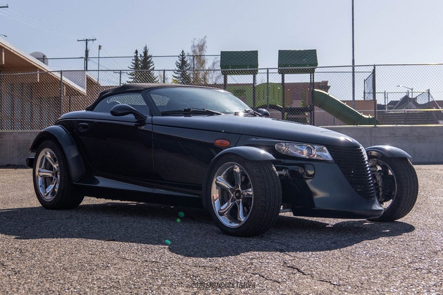 Used 1999 Plymouth Prowler RWD image 15