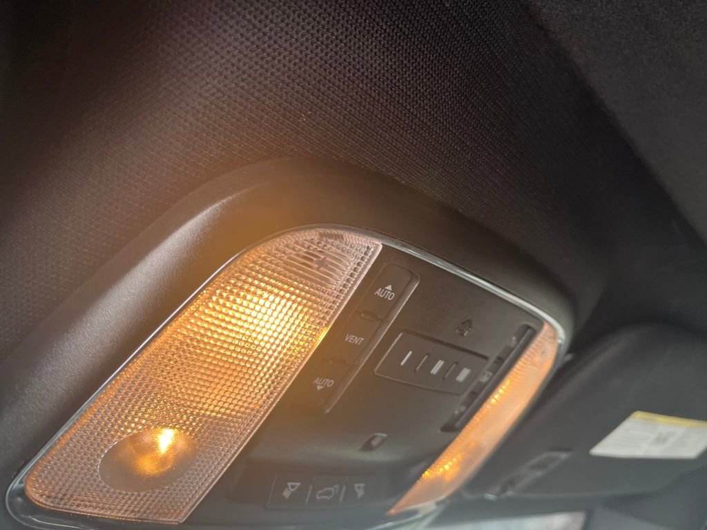 Used 2019 Jeep Grand Cherokee Limited X image 17