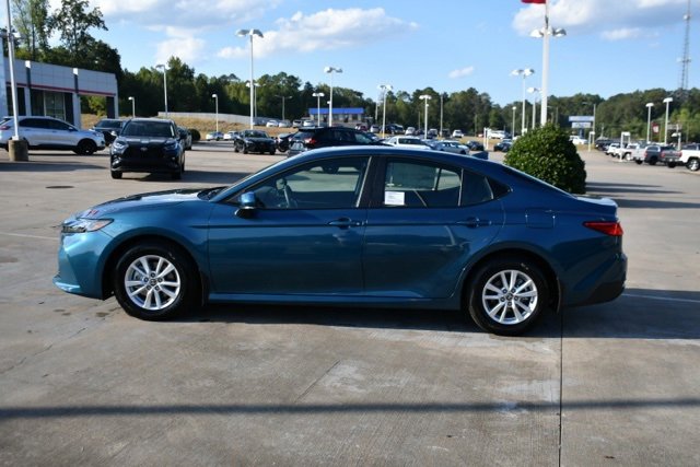 New 2025 Toyota Camry LE image 4