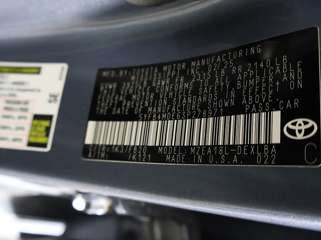 Used 2025 Toyota Corolla LE FWD image 43