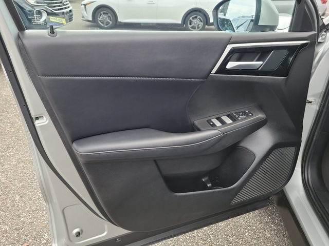 Used 2024 Mitsubishi Outlander SE FWD image 24
