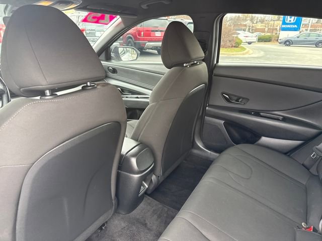 Used 2025 Hyundai Elantra Sport image 19