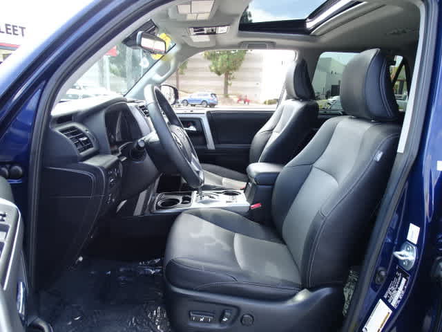 Used 2021 Toyota 4Runner SR5 Premium w/ Moonroof Package RWD image 18