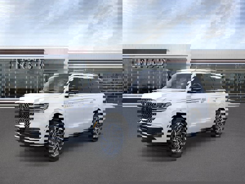 New 2025 Lincoln Navigator Reserve image 2