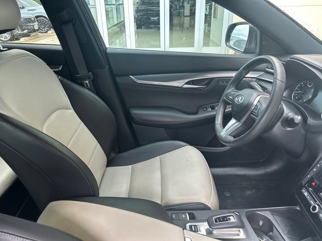 Used 2024 INFINITI QX55 Luxe w/ Cargo Package AWD/4WD image 14