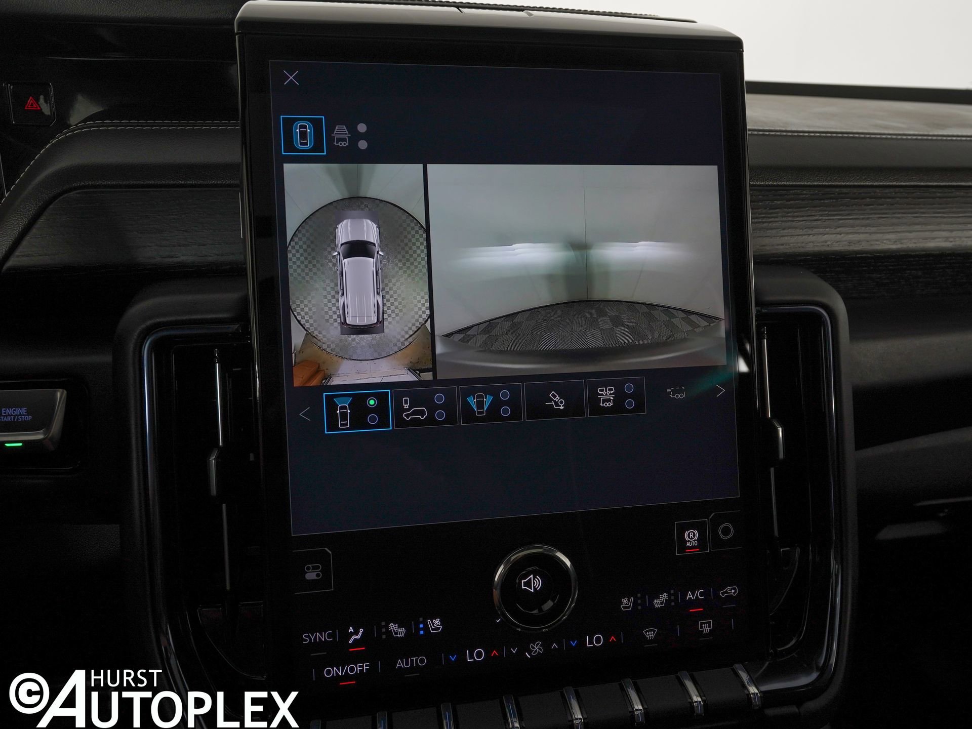 Used 2026 GMC Yukon AT4 Ultimate w/ LPO, Floor Liner Package image 28