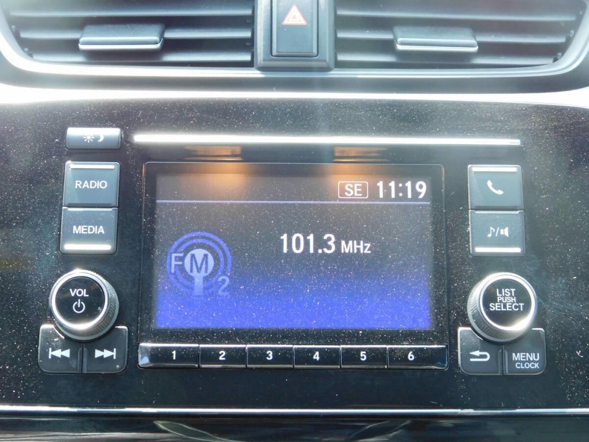 Used 2017 Honda CR-V LX image 12