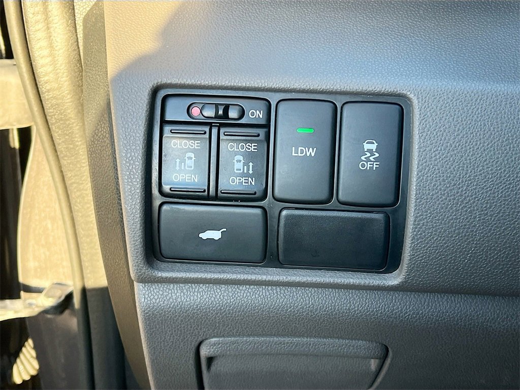 Used 2016 Honda Odyssey EX-L image 10