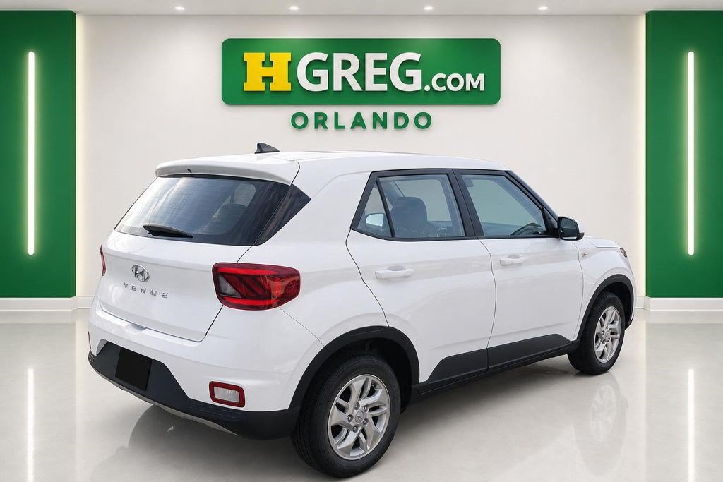 Used 2021 Hyundai Venue SE FWD image 6