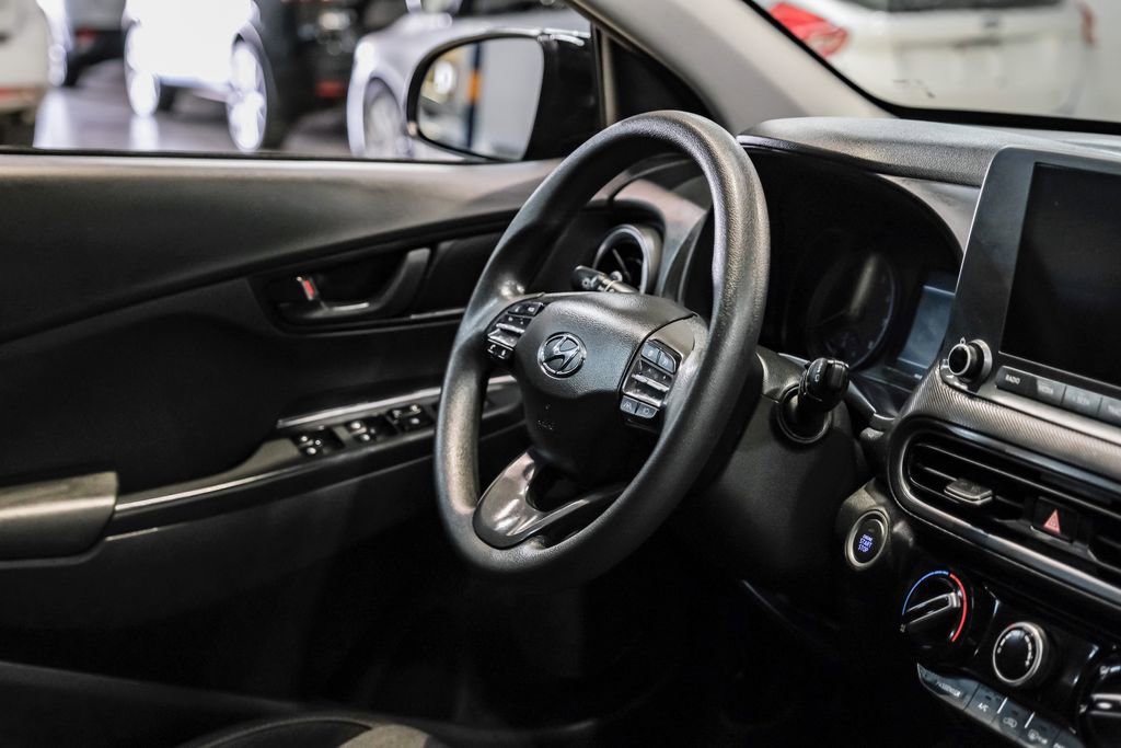Used 2022 Hyundai Kona SEL FWD image 15