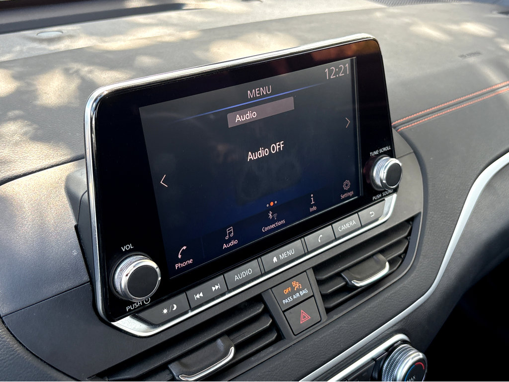 Used 2022 Nissan Altima 2.0 SR image 9