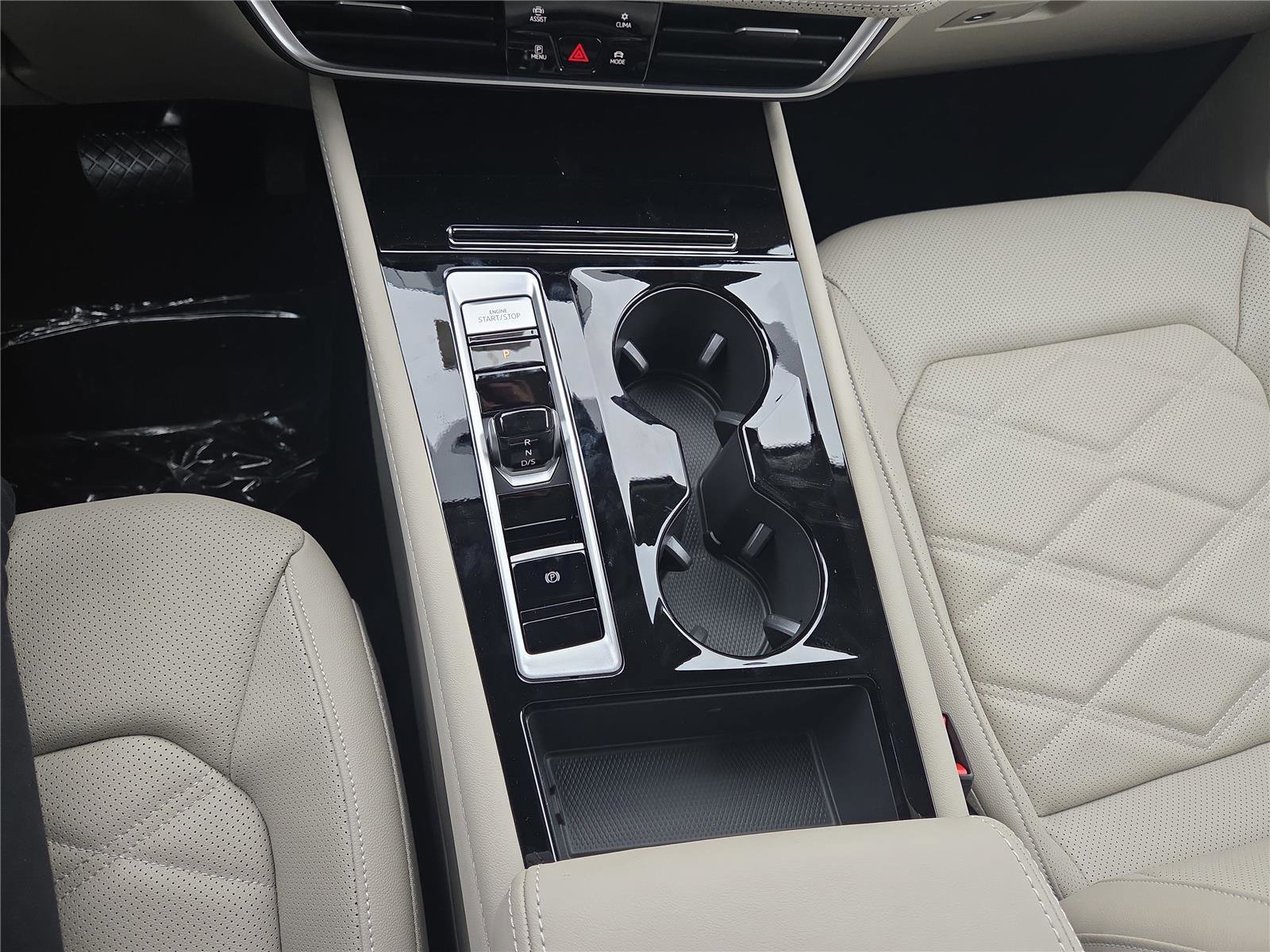 New 2026 Volkswagen Atlas SE image 21