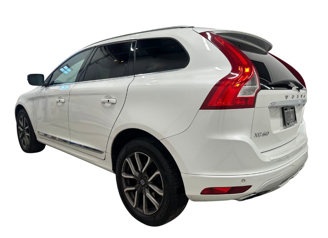 Used 2017 Volvo XC60 T6 Dynamic w/ Preferred Option Package image 6