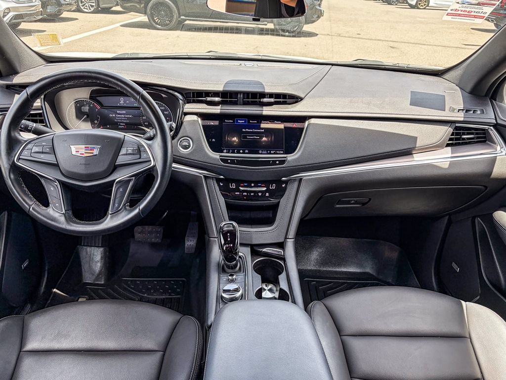 Certified 2023 Cadillac XT5 Luxury w/ LPO, Floor Liner Package FWD image 11