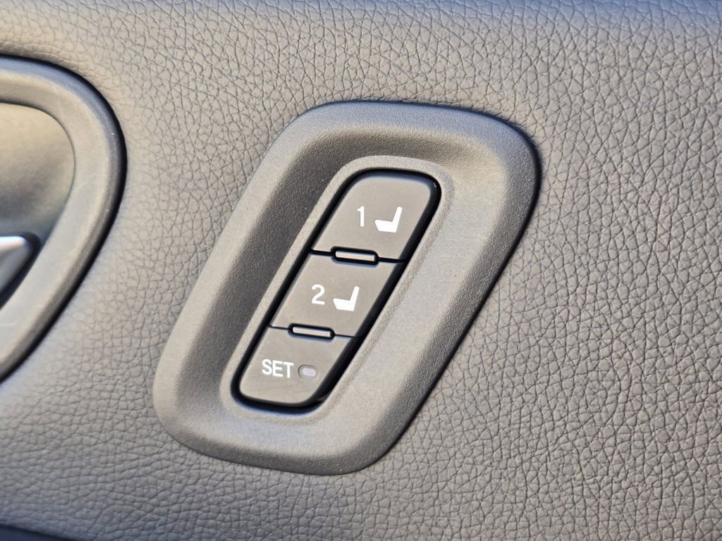 Certified 2024 Honda Pilot TrailSport image 19
