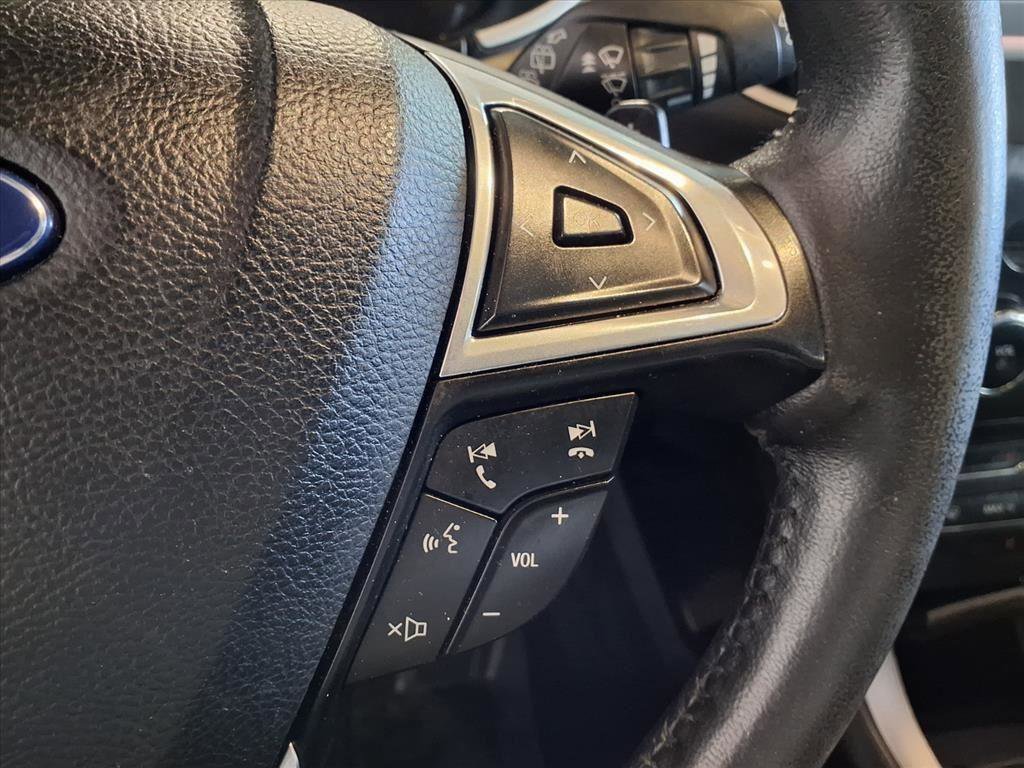 Used 2015 Ford Edge SEL w/ Equipment Group 201A image 25