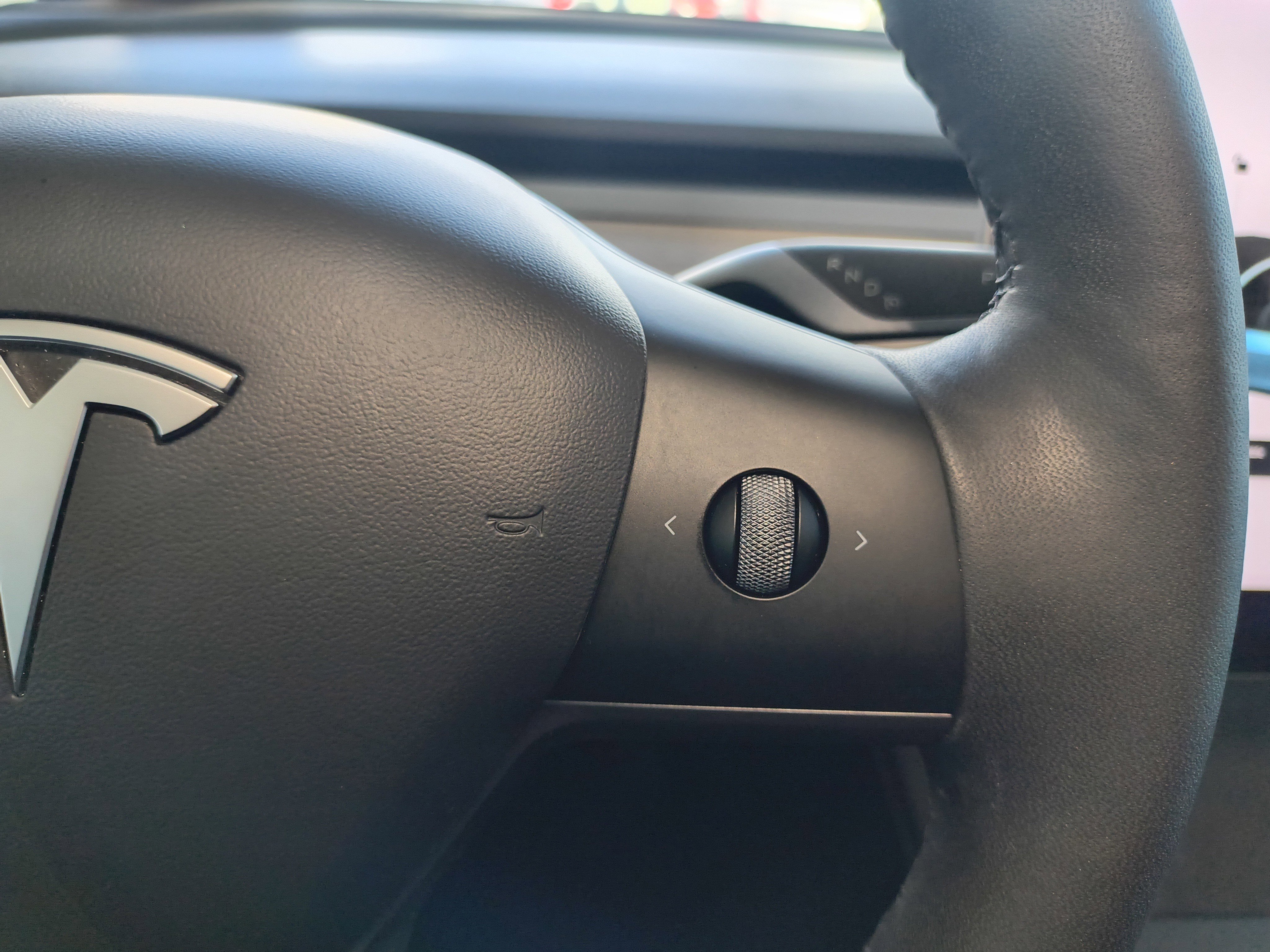 Used 2021 Tesla Model Y Long Range image 11