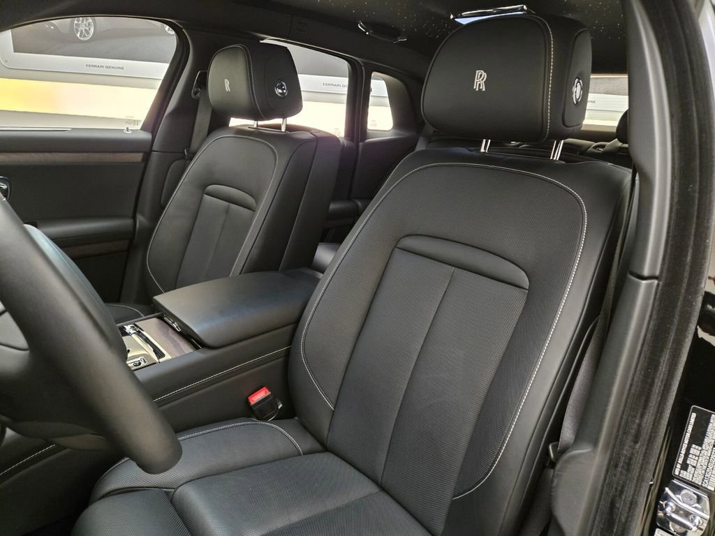 Certified 2025 Rolls-Royce Ghost AWD/4WD image 30